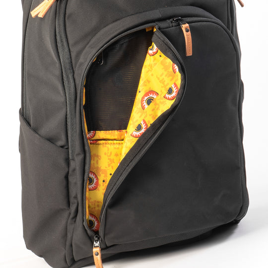 #color_black-w-natural-leather