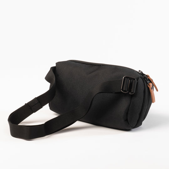 #color_black-w-natural-leather#size_small